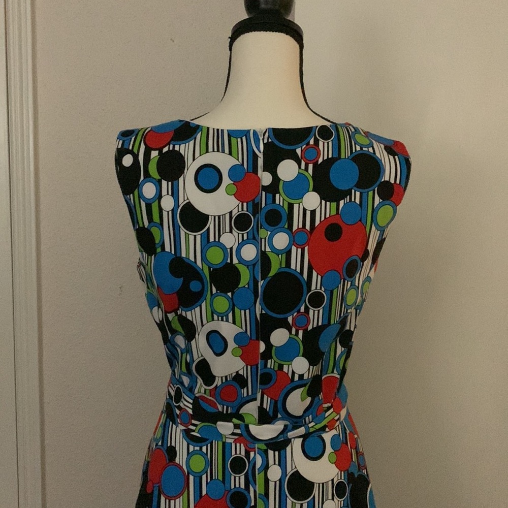 🔵🟣🟢 Dress - Fit ‘n Flare - Sleeveless - Size 12 - Picture 3 of 6